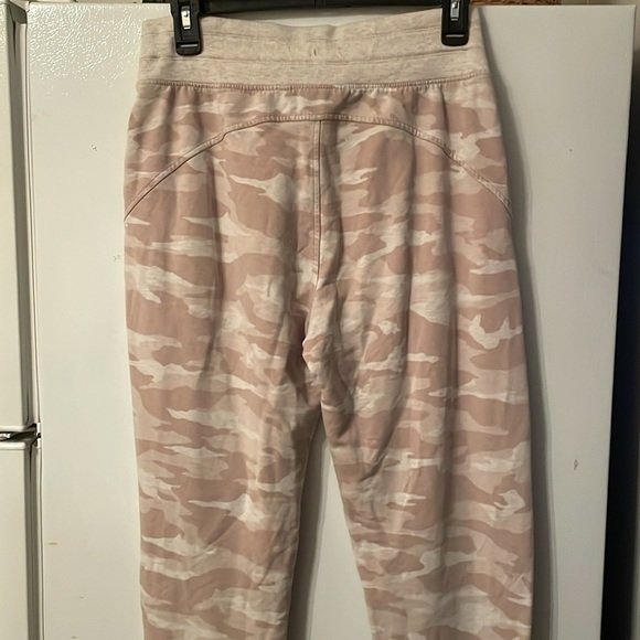 Athleta ST Balance Printed Jogger - Picture 6 of 7